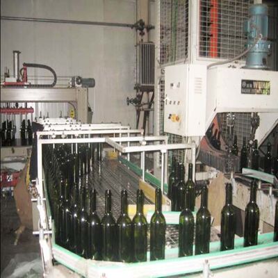 Kopen Industriële 150TPD-productielijn voor glazen flessen met 380V-glasvormmachine online vervaardiging